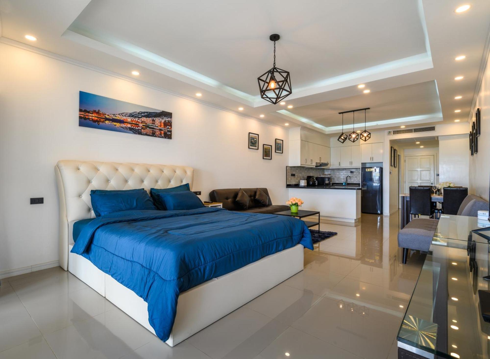 Jomtien Beachfront Stylish Studio , Stunning Seaview , Big Pool Luaran gambar